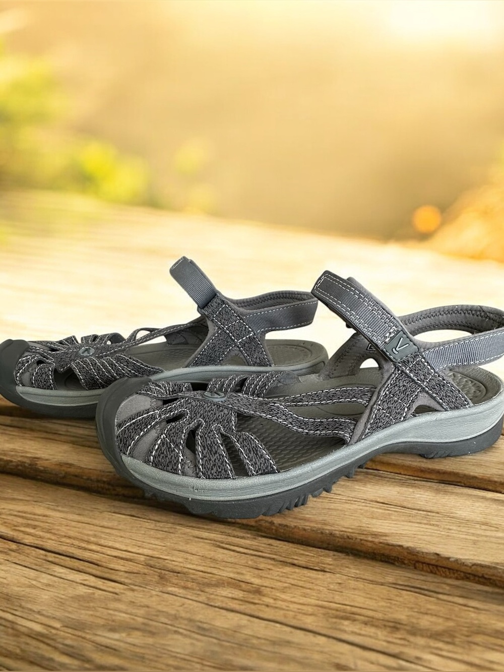 KEEN Women’s Rose Sandal In Gargoyle/Raven In Size US 10 Land/Water/Travel